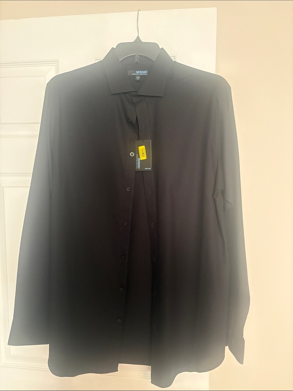 Murano Black Men's Long-Sleeve Button-Up Dress Shirt